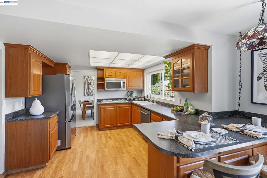 107 Hazelwood Place Moraga CA 94556