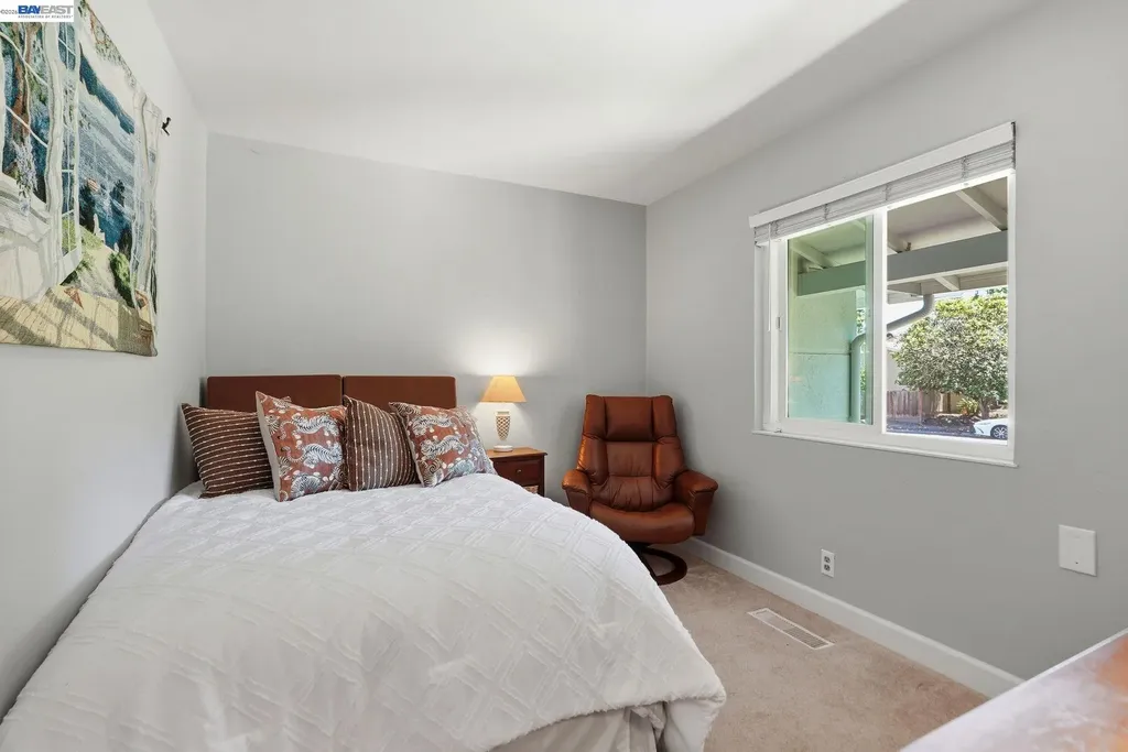 107 Hazelwood Place Moraga CA 94556
