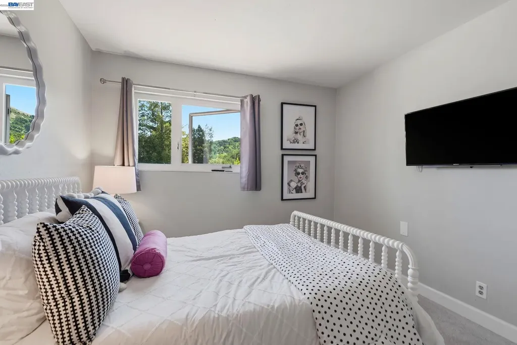 107 Hazelwood Place Moraga CA 94556