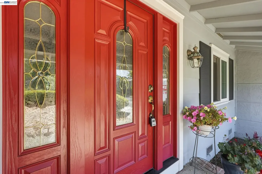 107 Hazelwood Place Moraga CA 94556