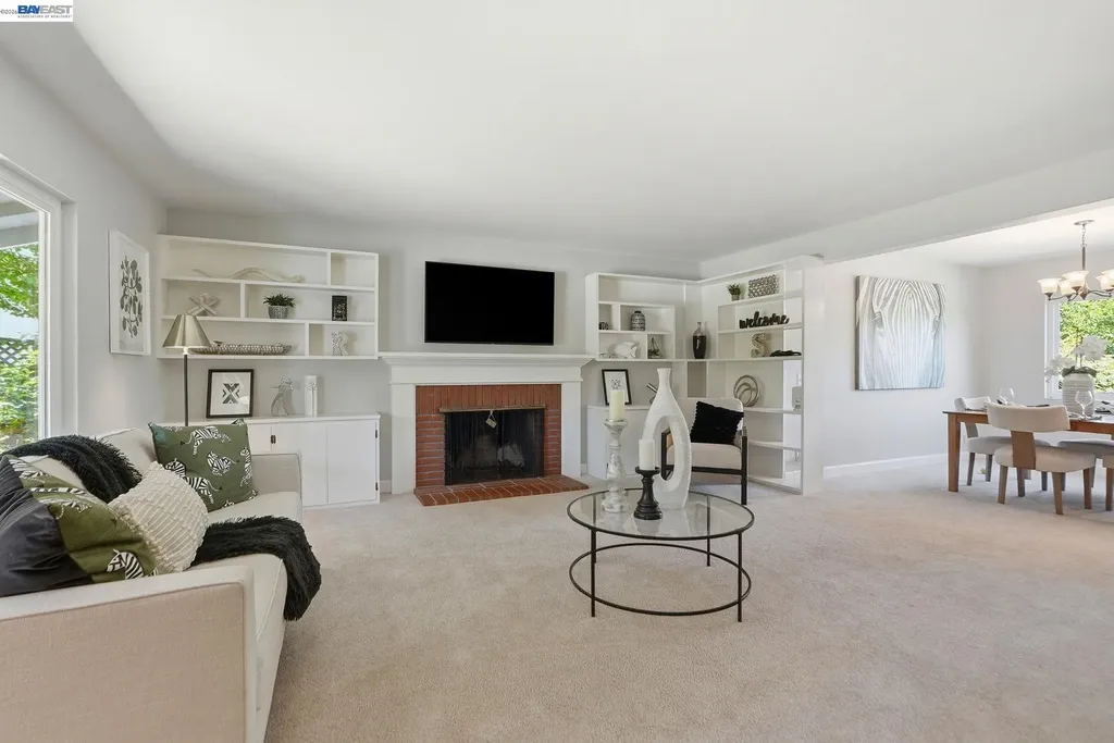 107 Hazelwood Place Moraga CA 94556