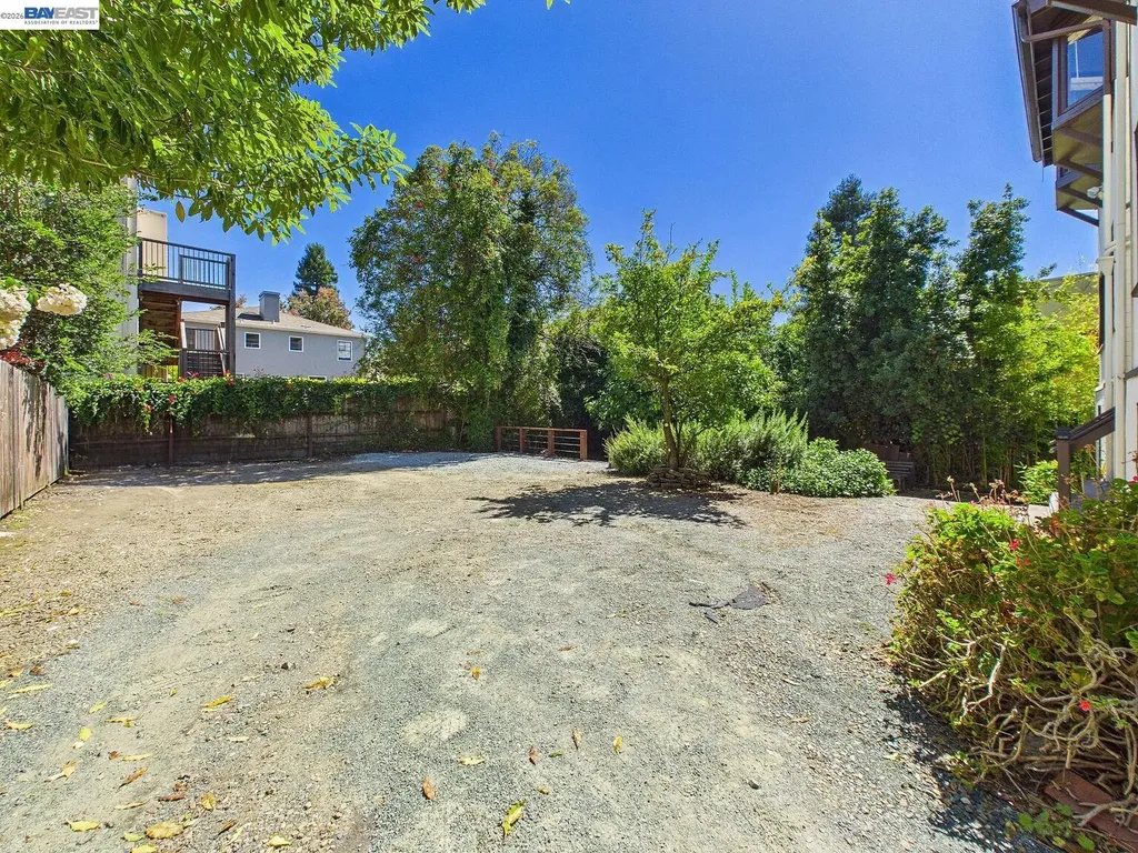 2366 Cedar Street Berkeley CA 94708