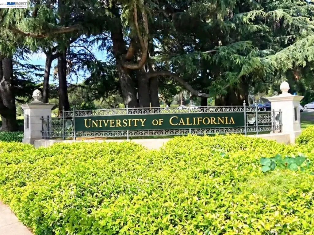 2366 Cedar Street Berkeley CA 94708