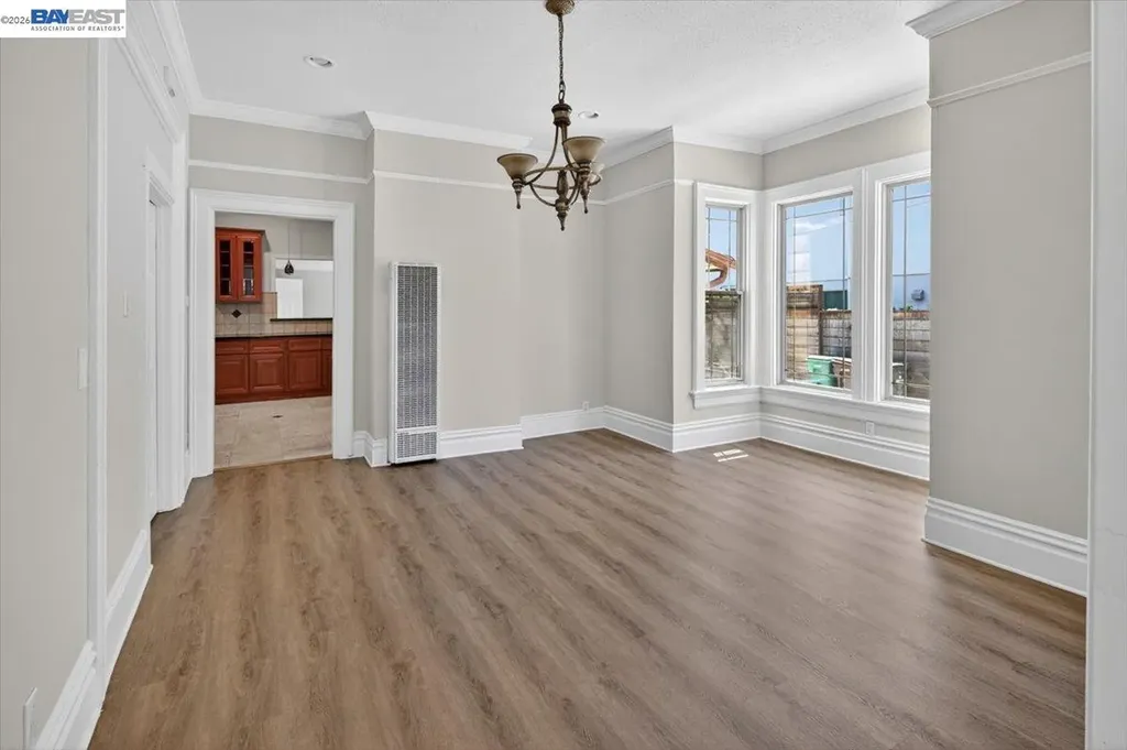 2836 Myrtle Street Oakland CA 94608