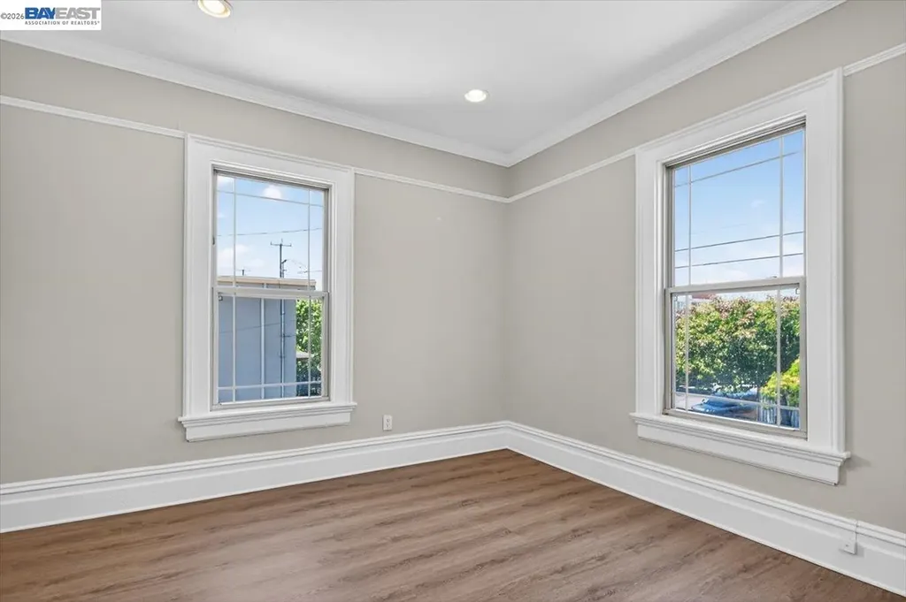 2836 Myrtle Street Oakland CA 94608