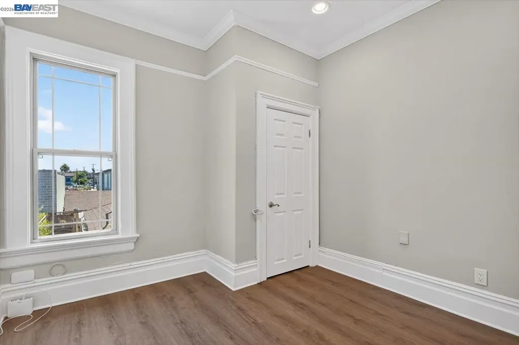 2836 Myrtle Street Oakland CA 94608