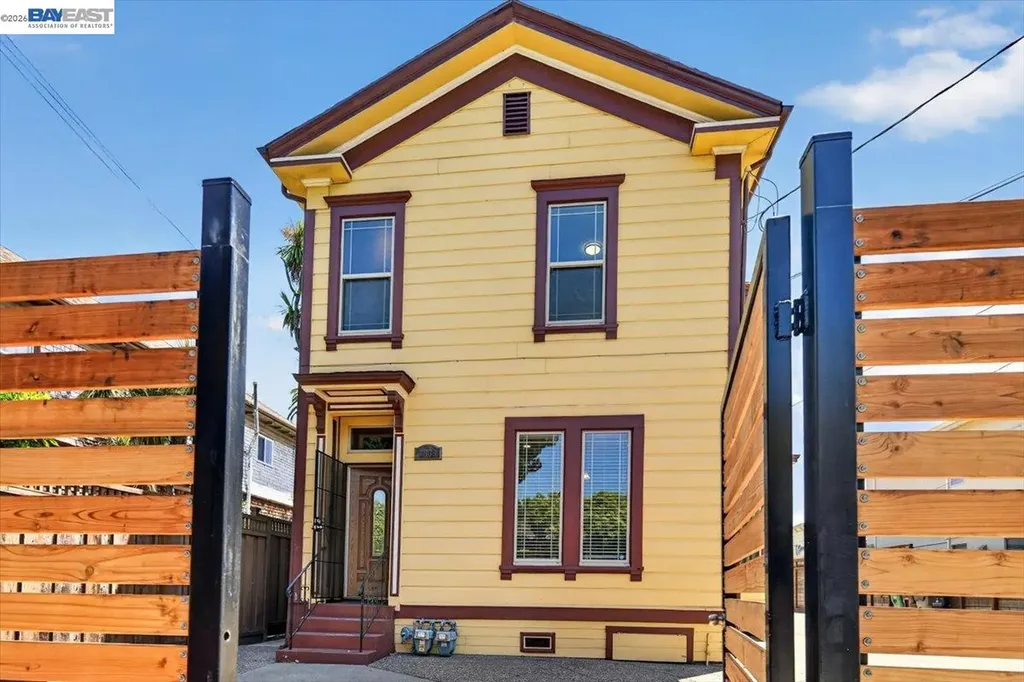 2836 Myrtle Street Oakland CA 94608