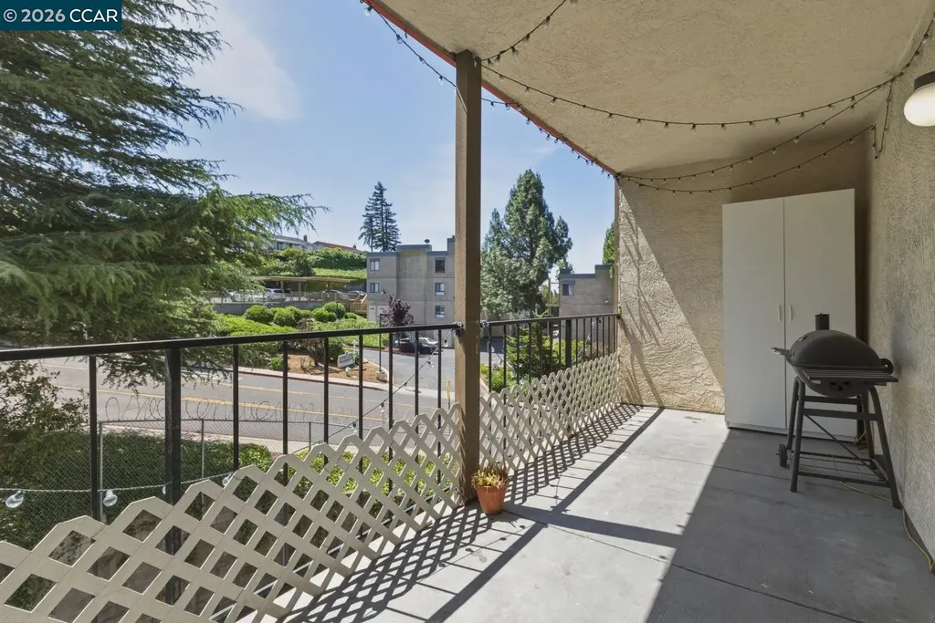 2500 Miramar Avenue Castro Valley CA 94546