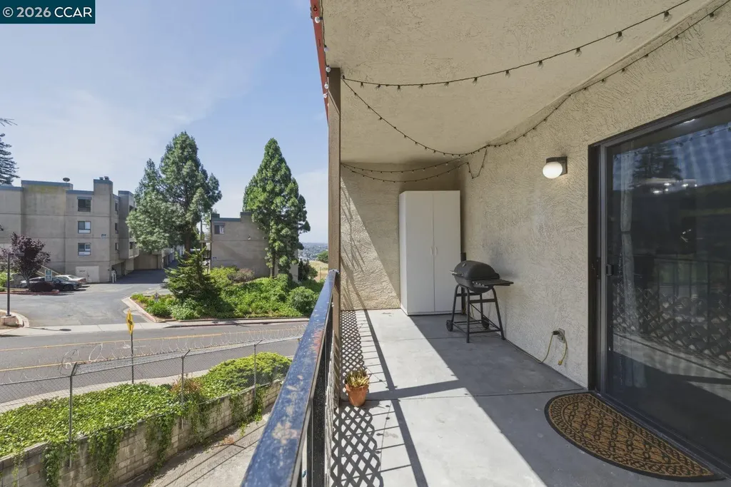 2500 Miramar Avenue Castro Valley CA 94546