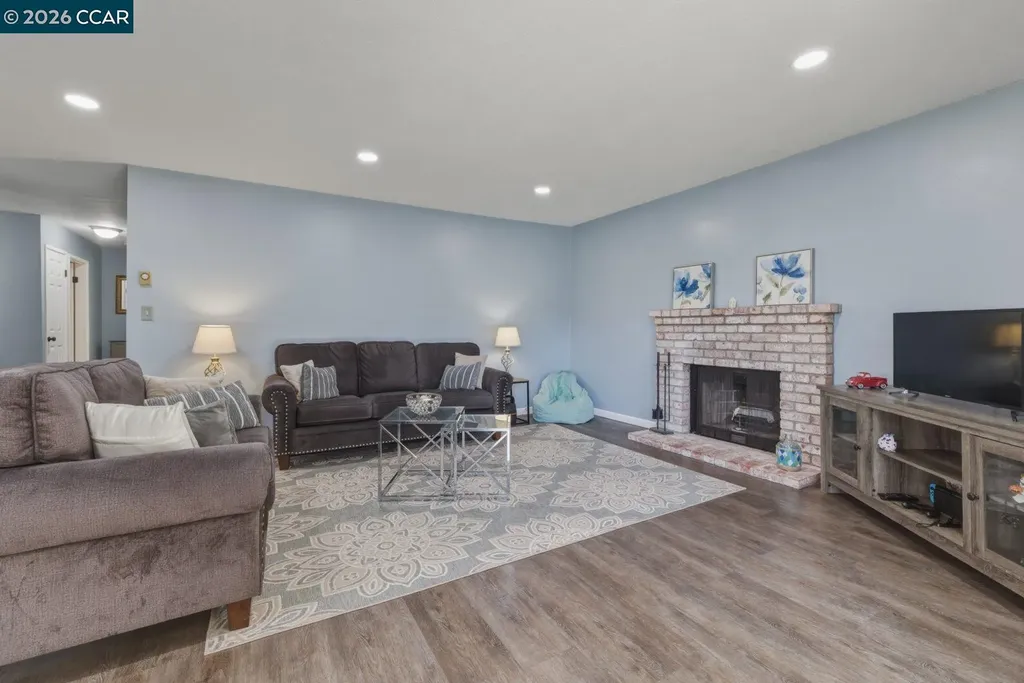 2500 Miramar Avenue Castro Valley CA 94546