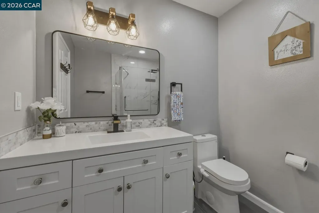 2500 Miramar Avenue Castro Valley CA 94546