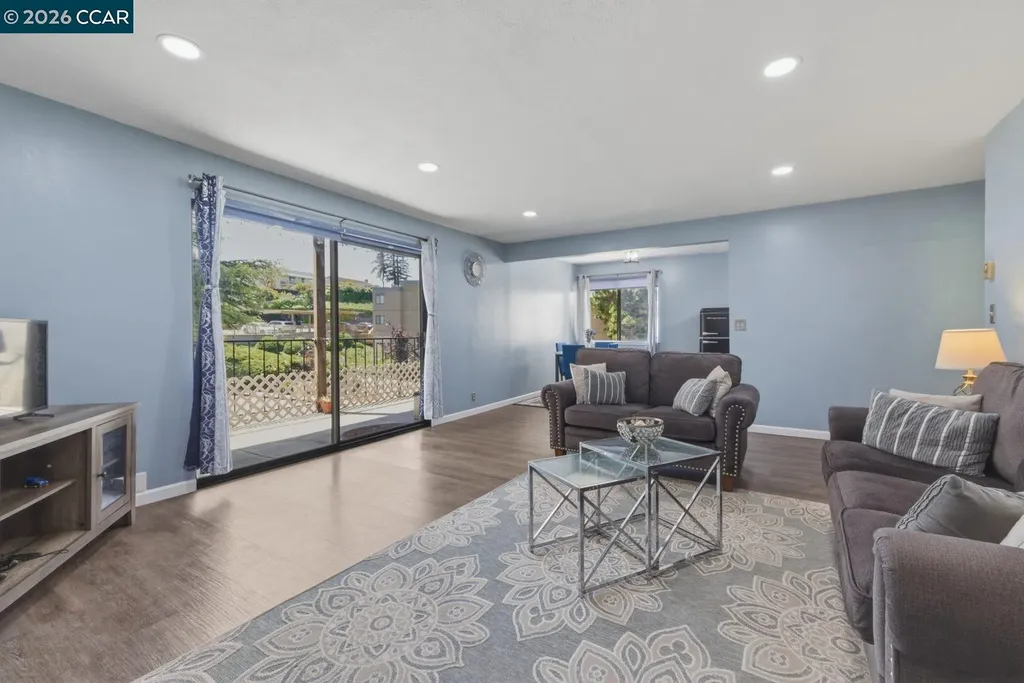 2500 Miramar Avenue Castro Valley CA 94546