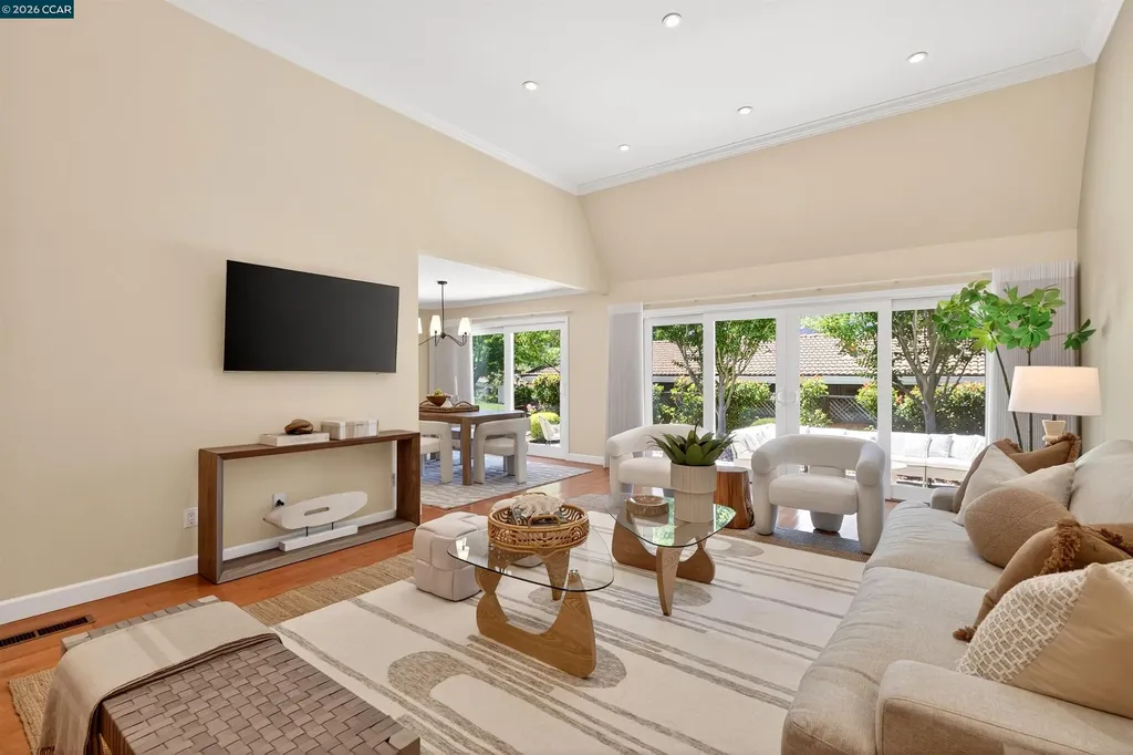 173 Cypress Point Way Moraga CA 94556