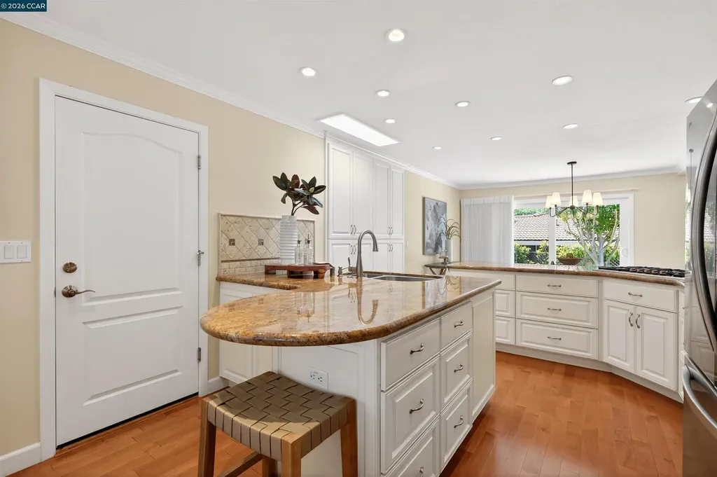 173 Cypress Point Way Moraga CA 94556