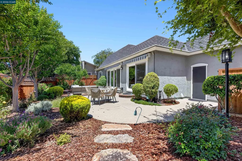 173 Cypress Point Way Moraga CA 94556