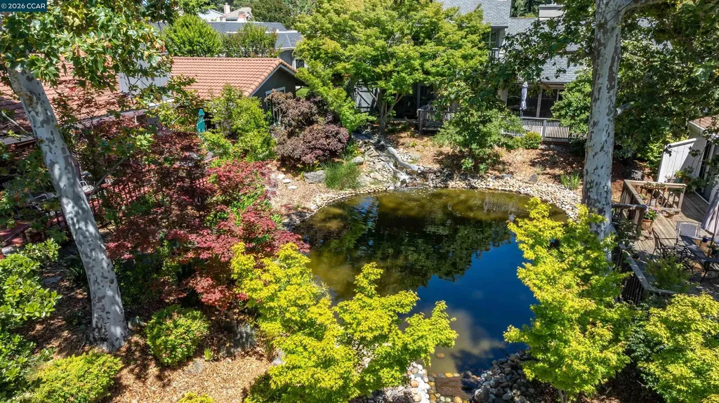 173 Cypress Point Way Moraga CA 94556