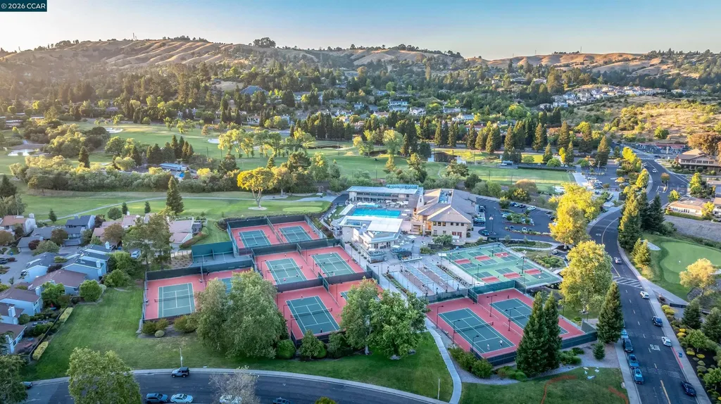 173 Cypress Point Way Moraga CA 94556