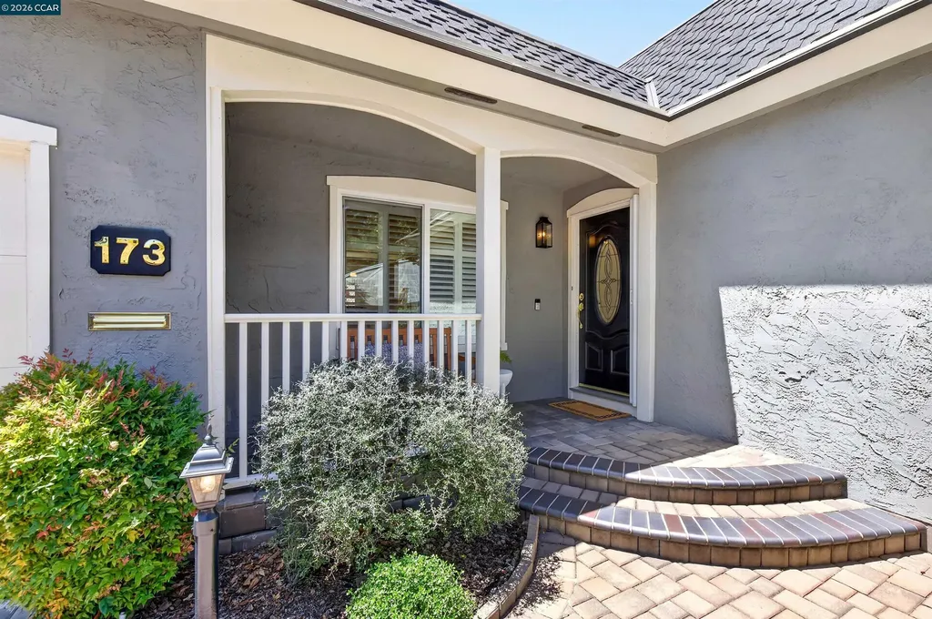 173 Cypress Point Way Moraga CA 94556
