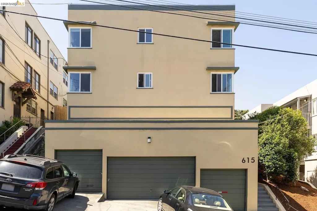 Oakland CA, 615 Hillsborough Street