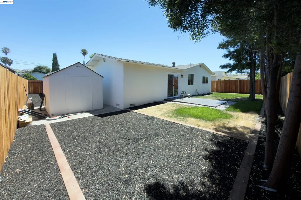 43387 Lindenwood Street Fremont CA 94538