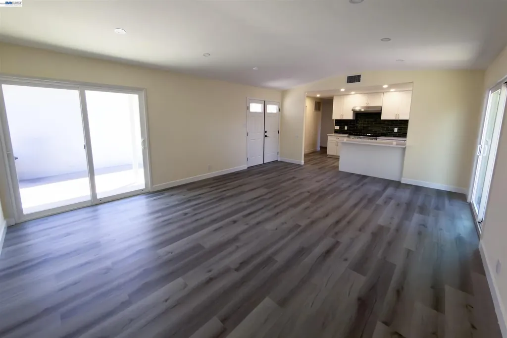 43387 Lindenwood Street Fremont CA 94538