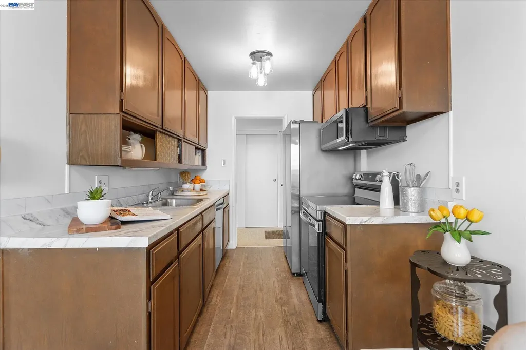 2137 Otis Drive Alameda CA 94501