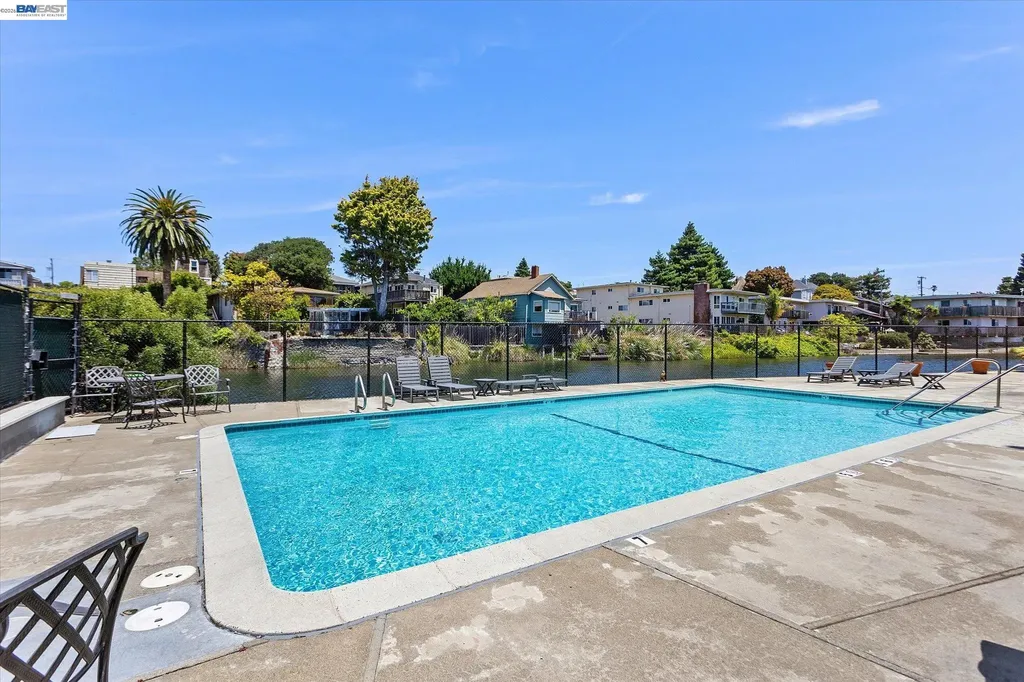 2137 Otis Drive Alameda CA 94501