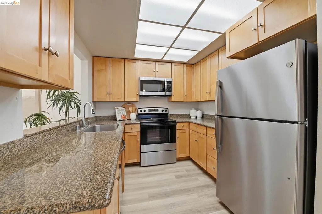 2487 Heathrow Lane San Leandro CA 94577