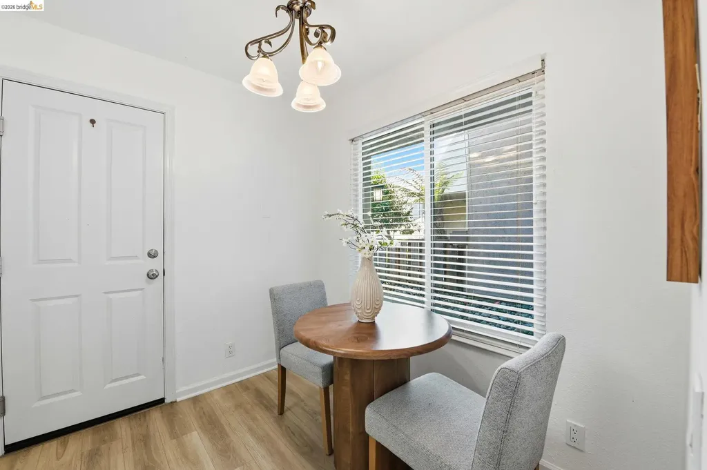 2487 Heathrow Lane San Leandro CA 94577