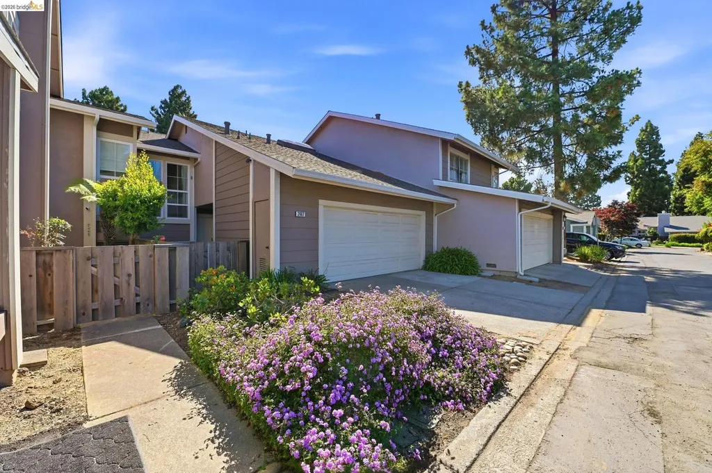 2487 Heathrow Lane San Leandro CA 94577