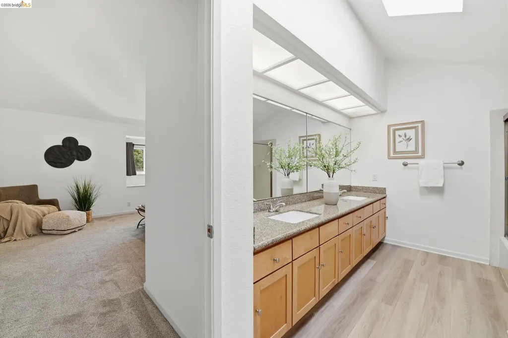 2487 Heathrow Lane San Leandro CA 94577