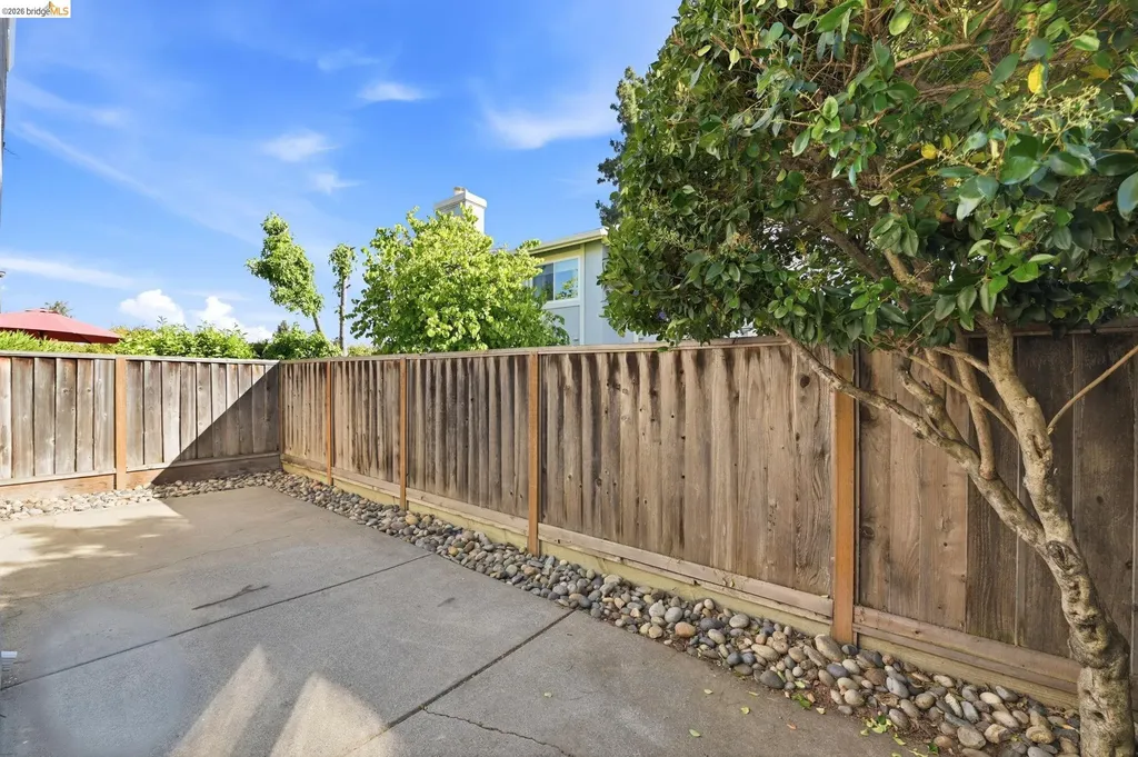 2487 Heathrow Lane San Leandro CA 94577