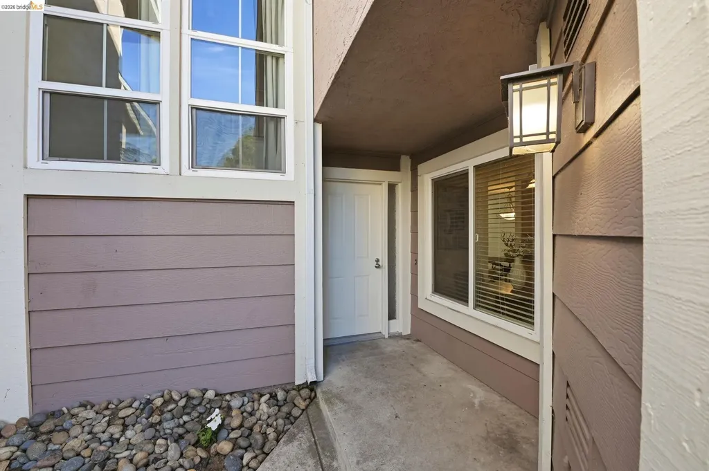 2487 Heathrow Lane San Leandro CA 94577