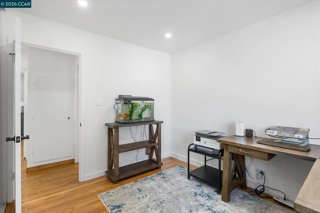 17381 Via La Jolla San Lorenzo CA 94580