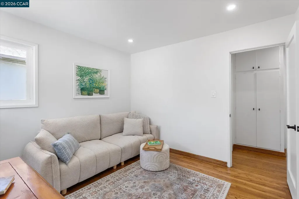 17381 Via La Jolla San Lorenzo CA 94580