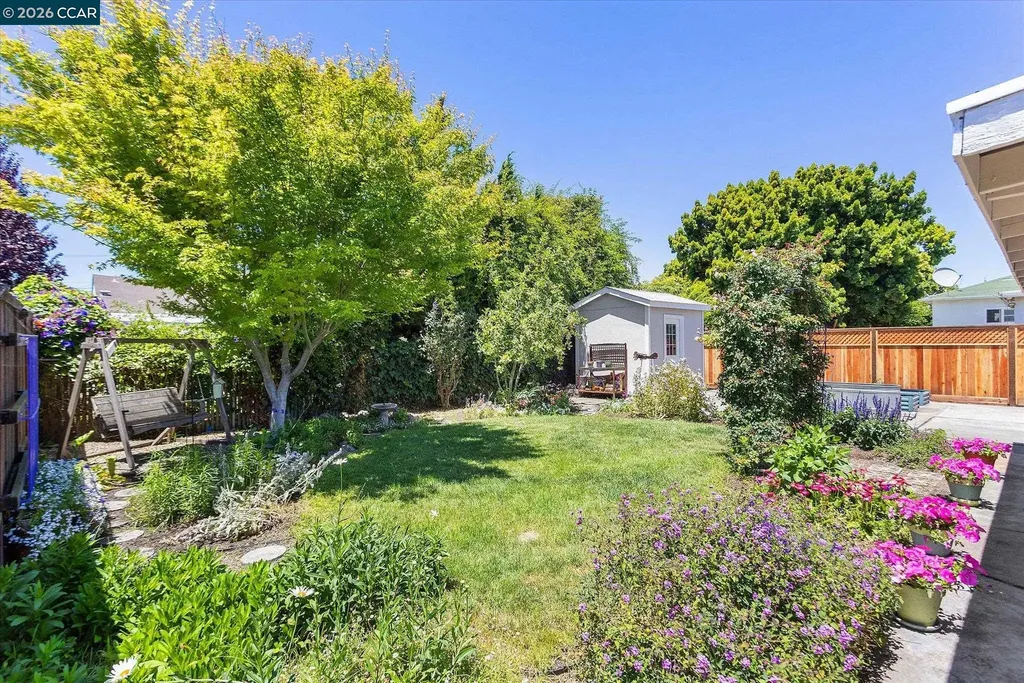 17381 Via La Jolla San Lorenzo CA 94580