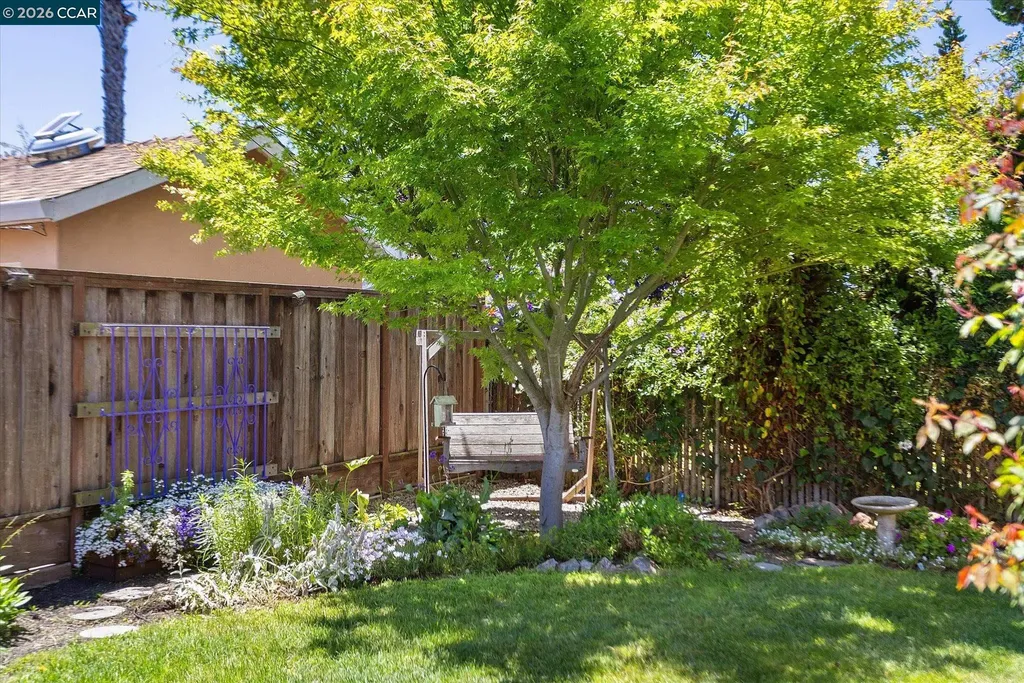 17381 Via La Jolla San Lorenzo CA 94580