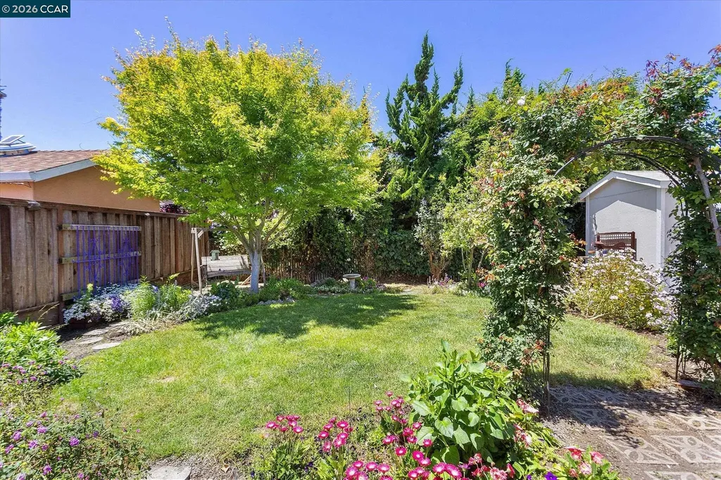 17381 Via La Jolla San Lorenzo CA 94580
