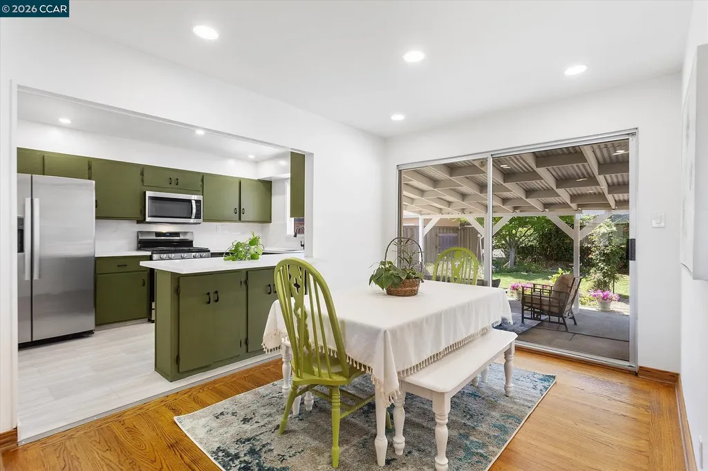 17381 Via La Jolla San Lorenzo CA 94580