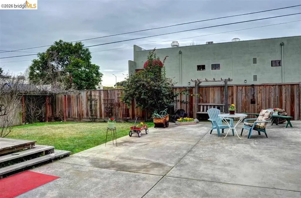 986 Kains Avenue Albany CA 94705