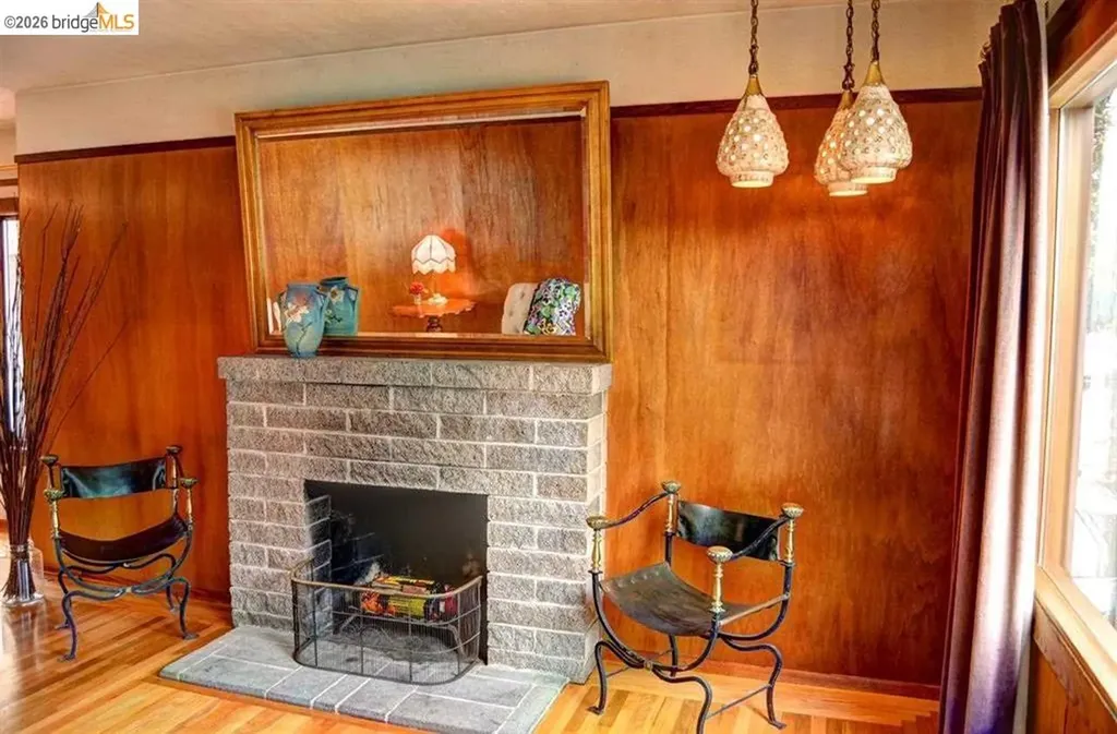 986 Kains Avenue Albany CA 94705
