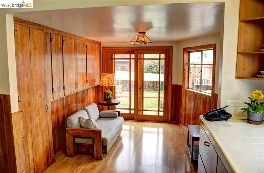 986 Kains Avenue Albany CA 94705