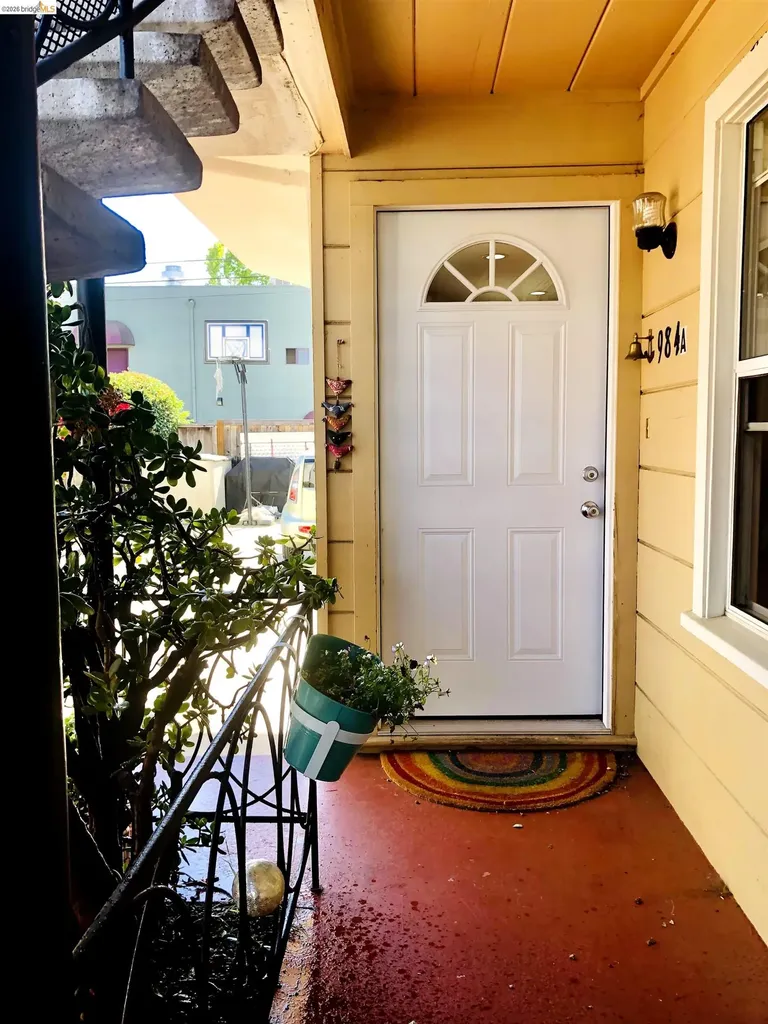 986 Kains Avenue Albany CA 94705