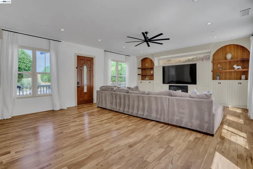 16800 Marsh Creek Road Clayton CA 94517