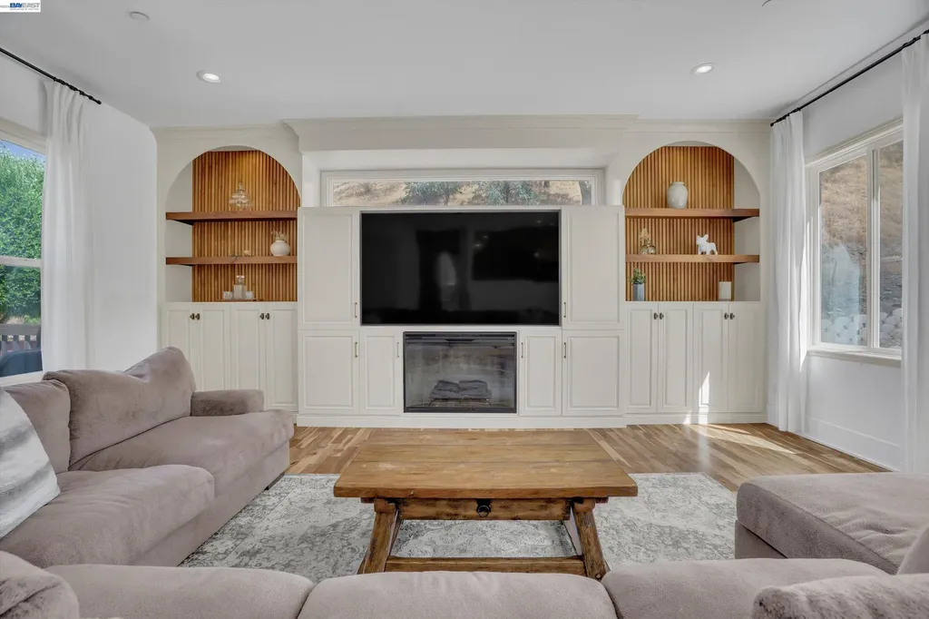 16800 Marsh Creek Road Clayton CA 94517