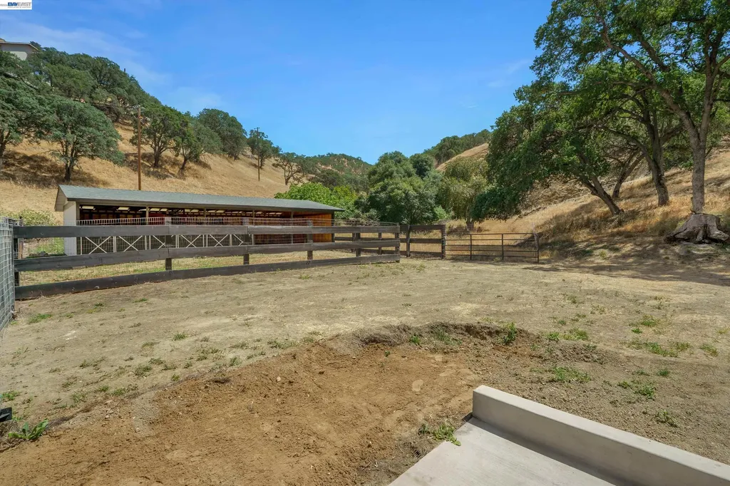 16800 Marsh Creek Road Clayton CA 94517