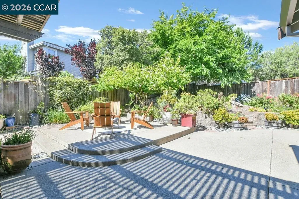 2246 Bridgeport Way Martinez CA 94553
