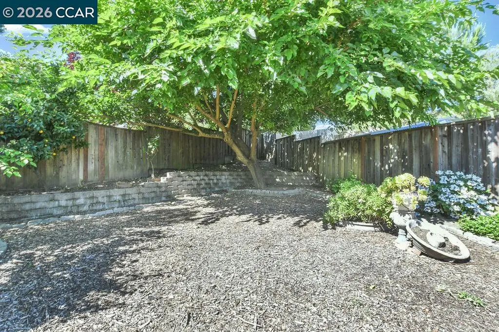 2246 Bridgeport Way Martinez CA 94553