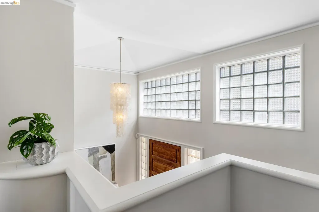 110 Somerset Road Piedmont CA 94611