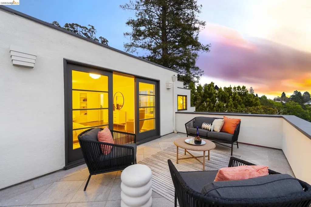 110 Somerset Road Piedmont CA 94611
